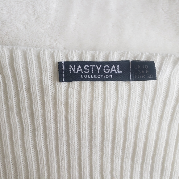 Nasty Gal cropped tie-front cardigan - Picture 3 of 4
